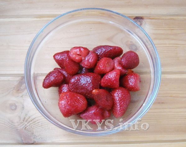Замороженные ягоды клубники